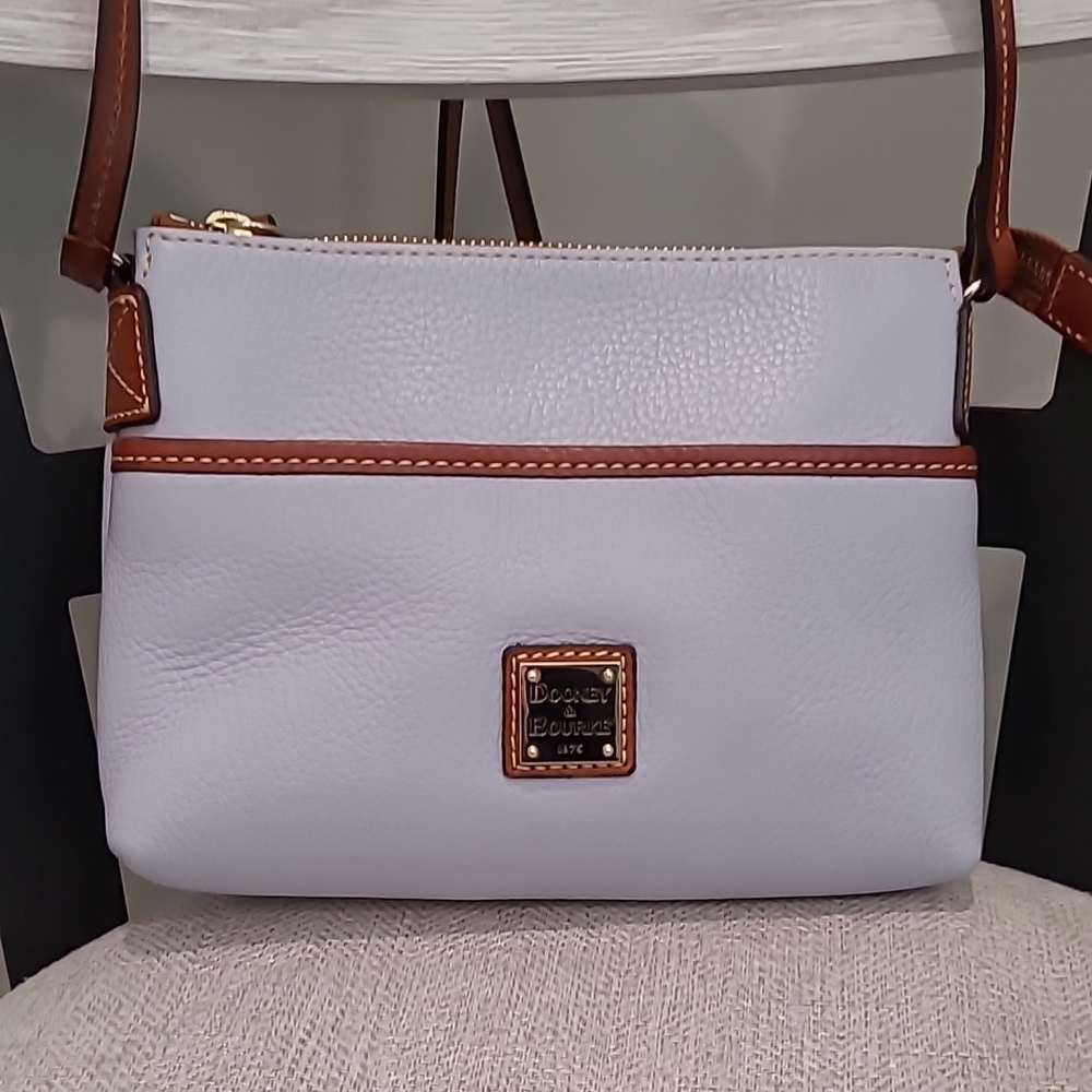 Dooney & Bourke Pebble Grain Ginger Crossbody. VGC. Pale Blue